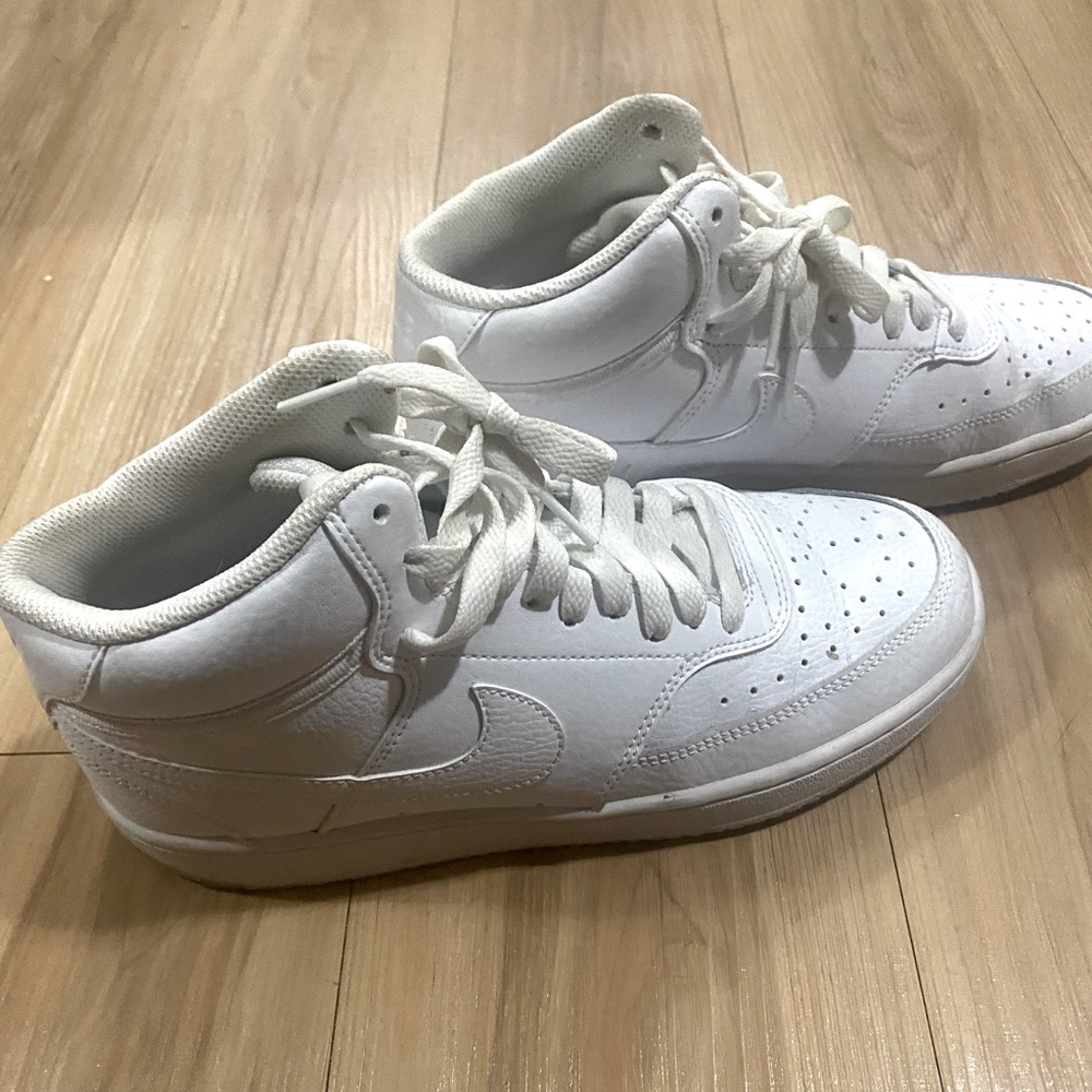 Nike Court Vision Mid Shoes Size 8